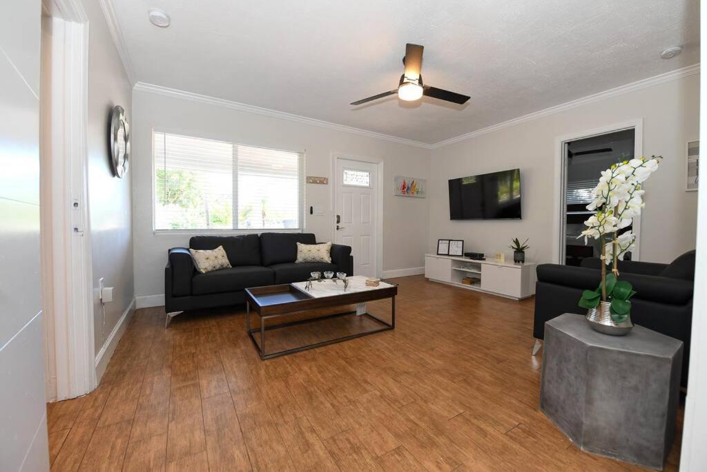 4Br Home, Hot Tub, Near Beach & Wilton Manors Fort Lauderdale Bagian luar foto