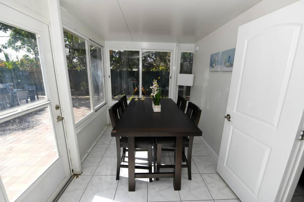 4Br Home, Hot Tub, Near Beach & Wilton Manors Fort Lauderdale Bagian luar foto